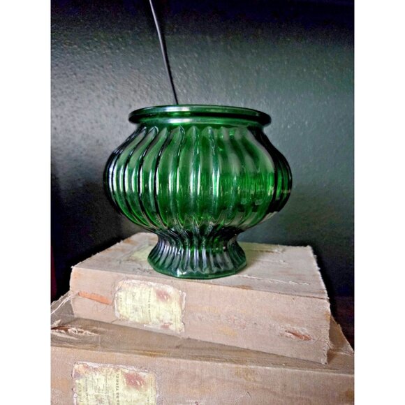 Vintage E.O. Brody G-105 Green Glass Vase – Pedestal Ribbed Melon Bowl 5.25" - Picture 1 of 7